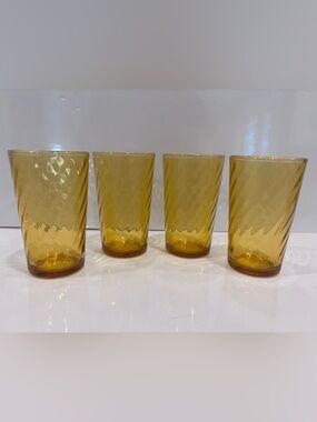 Vintage Amber Swirl Glass Tumblers – Set of 4 – Mid-Century / 1970s Barware